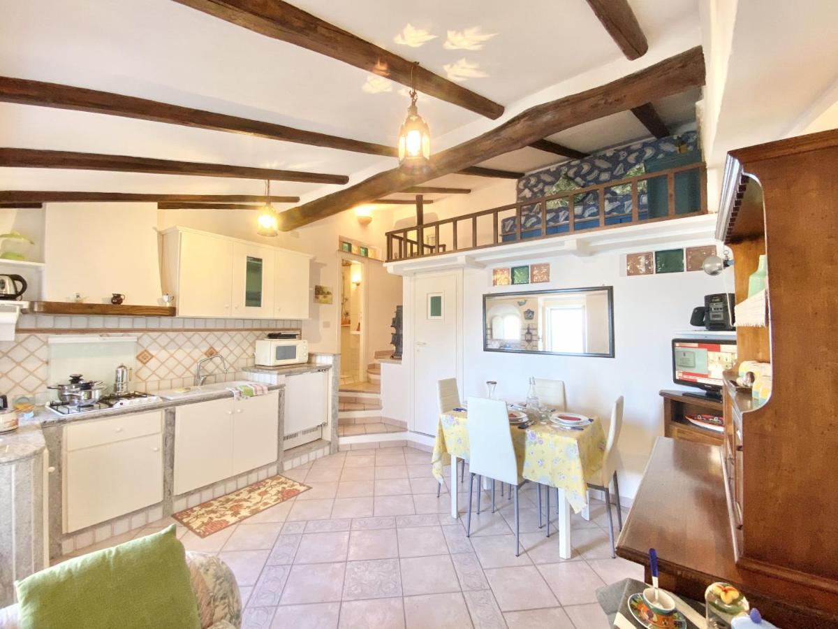 Holidaycasa Gio - In Centro Vista Mare Sperlonga Exteriör bild